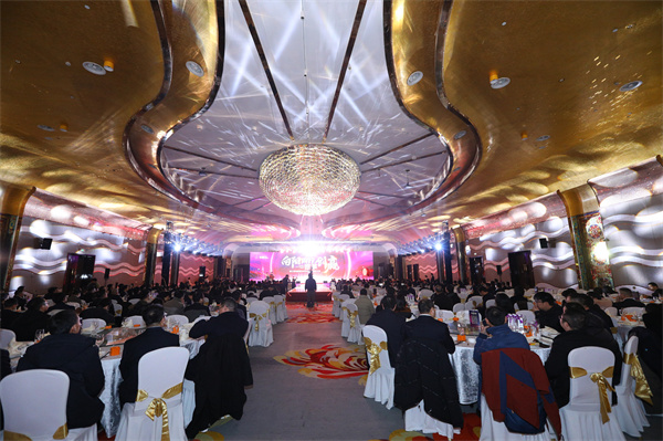 1739929448715365.jpg È«³¡´ó¾°.jpg