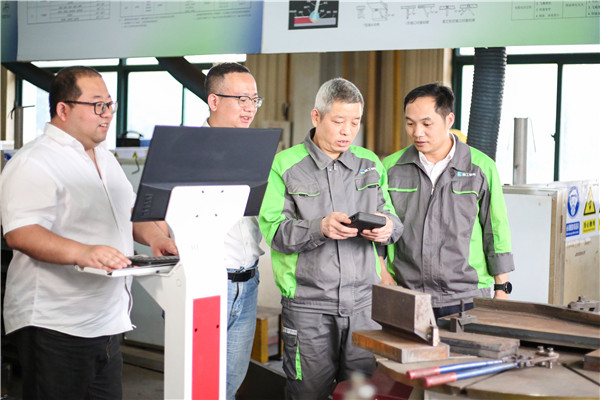 1748918055932963.jpg 7Y5A9387.jpg